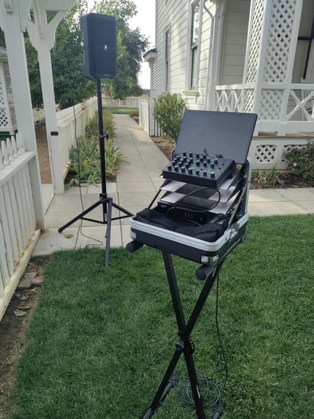 Wedding DJ Package with Ceremony Sound, Dance Lights and Haze – DJs – photo 2