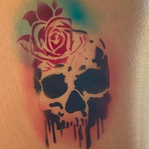 Corporate Airbrush Tattoo Bar with Logo Stencils (2-4 Hours) – Entertainers