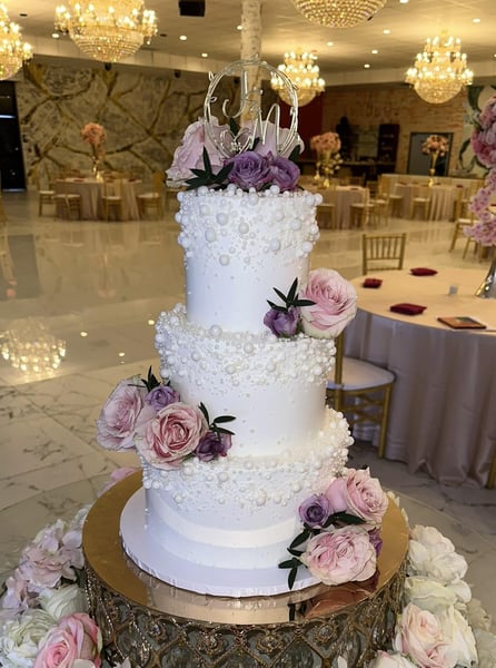 Four Tier Buttercream Wedding Cake Serving 126 With Delivery – Bakeries – photo 4