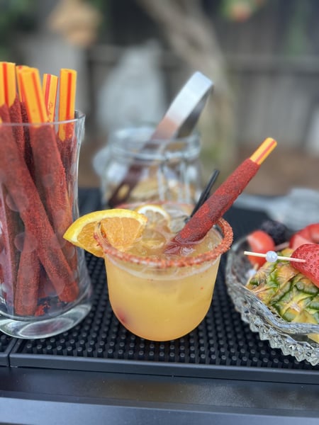 Mobile Bar Service with Satellite Bar and Two Signature Drinks – Bar Services – photo 3