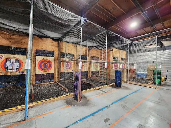 AxeVentures: Corporate Axe Throwing Experience – Experiences in San Jose