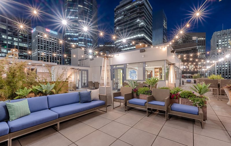 Penthouse Rooftop Deck with Skyline Views, Bar and Grill – Venues in San Francisco
