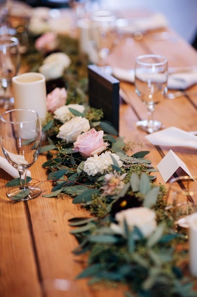 Custom Floral Table Arrangement for Weddings and Celebrations – Florists – photo 2