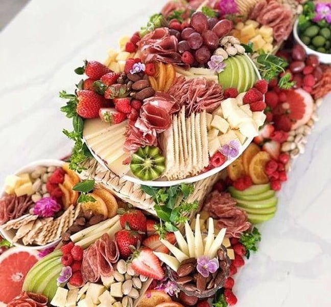 Custom Charcuterie Catering Displays Styled and Priced Per Guest – Catering – photo 2