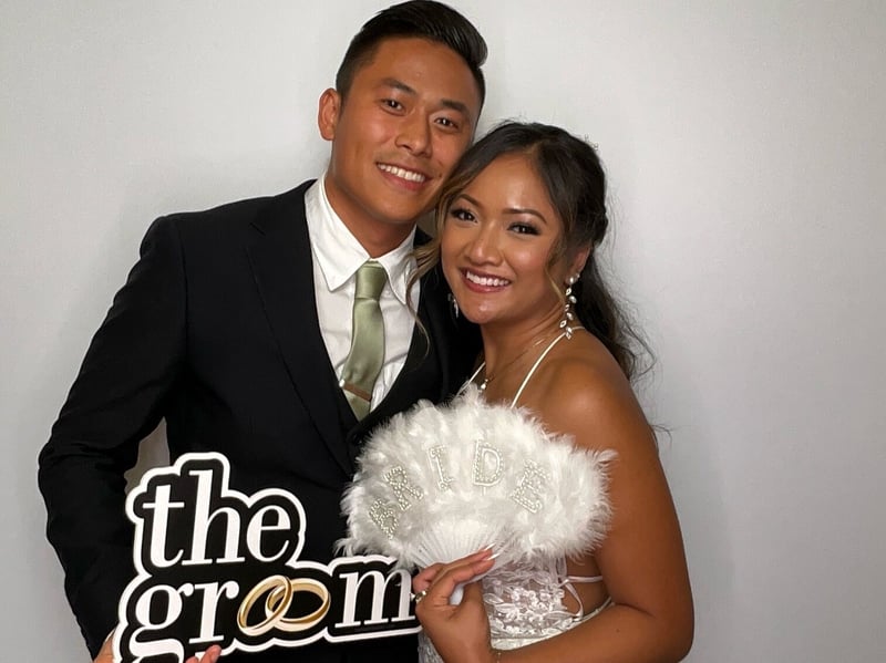 Print Photo Booth Rental with Unlimited Strips, Props and Host – Photography – photo 2