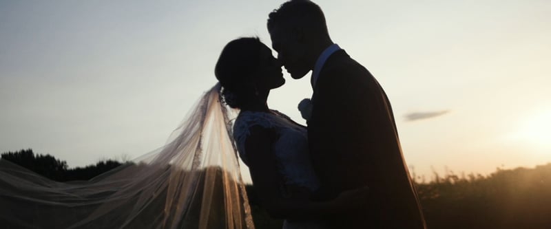 5 Hour Wedding Photography Package With 350 Photos and Gallery – Videography – photo 4