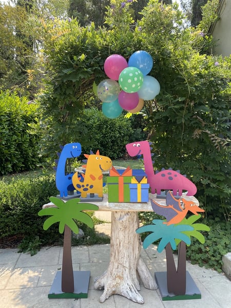 Dinosaur Party Dessert Table Setup – Decoration – photo 2